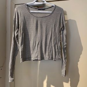 Brandy Melville Cropped Long Sleeve